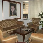 Hotel Emos 3*