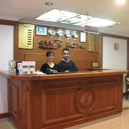 Hotel Emos 3*