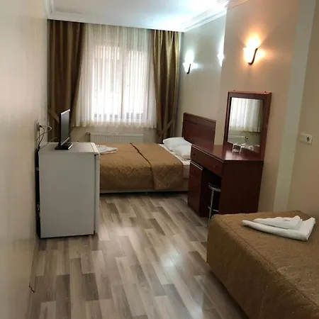 Emos Hotel 3*