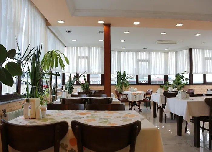 Emos Hotel Istanboel