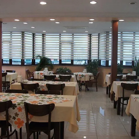 Ξενοδοχείο Emos Κωνσταντινούπολη